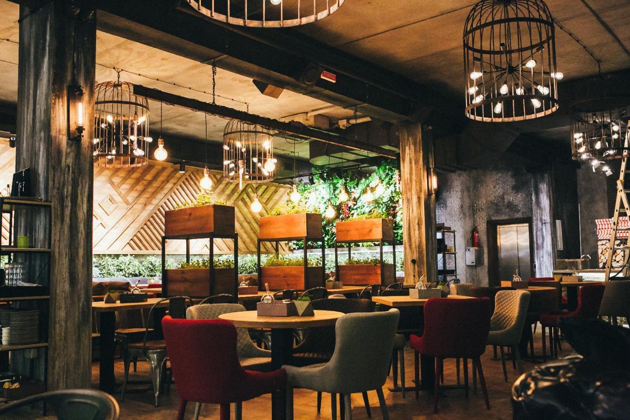 Mojo Hall Hotel Lutsʼk المظهر الخارجي الصورة
